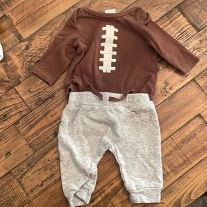 Newborn long sleeve onesie and pants